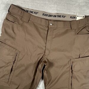 Duluth Trading Pant Mens 48x30 Flex Dry On The Fly Relaxed Fit Cargo Brown 46201